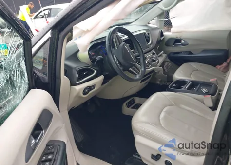 2018 Chrysler Pacifica Hybrid Touring L from USA, damaged, VIN 2C4RC1L74JR183472